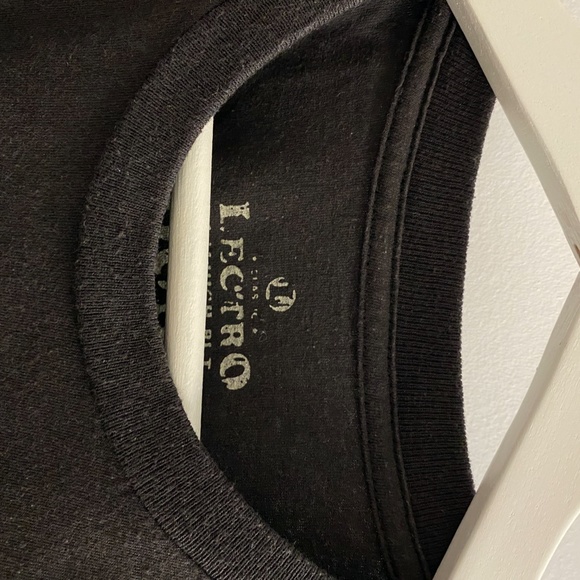 [SOLD] Vintage Van Halen Tee - Picture 3 of 3